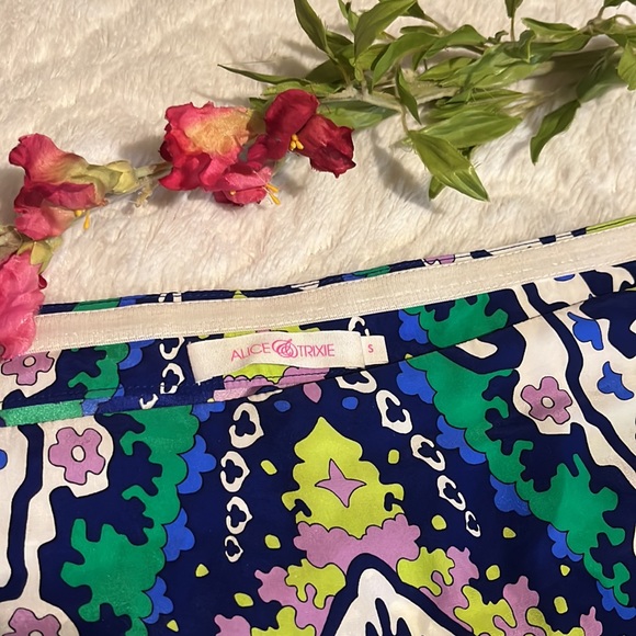 ALICE & TRIXIE OFF SHOULDER BLOUSE SIZE SMALL - Picture 2 of 5